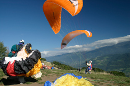 Coupe Icare compétition et manifestation de parapente, paramoteur,ULM à St. Hilaire du Touvet du 16 au 19 septembre 04